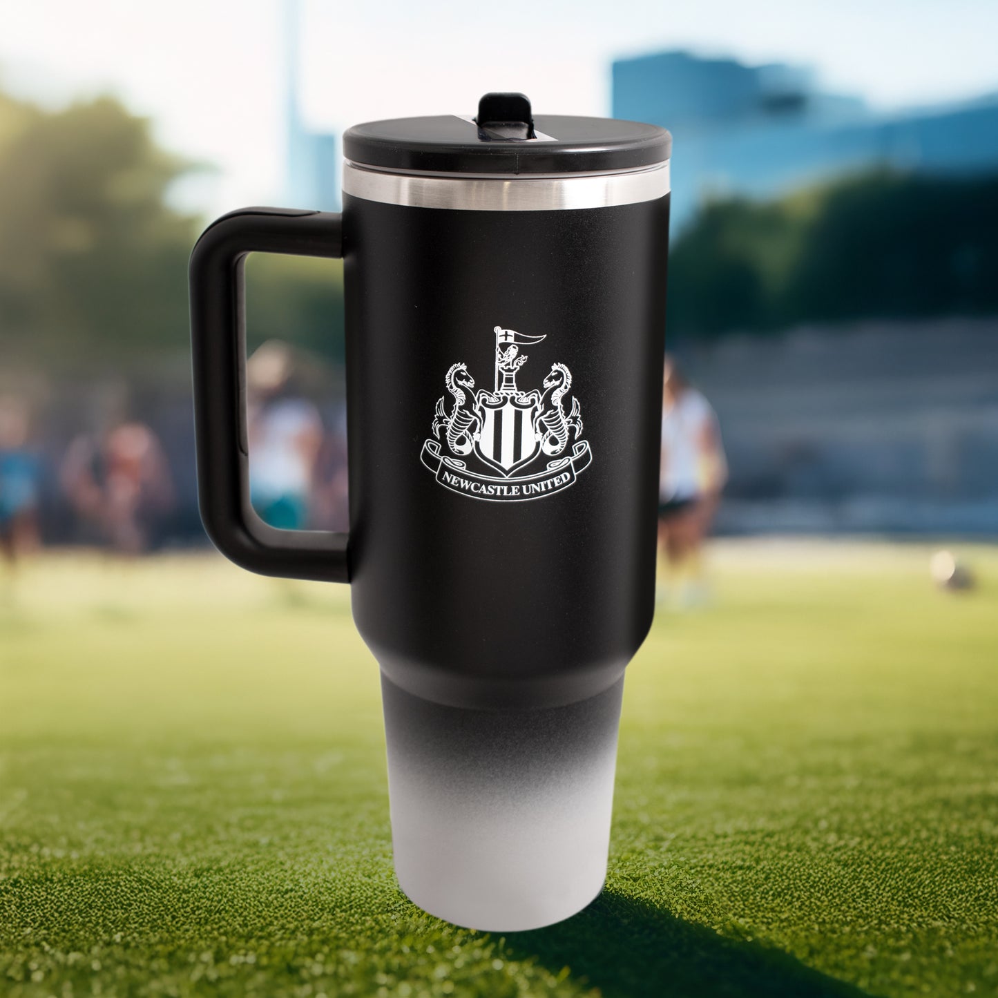 Hy-Pro Officially Licensed Newcastle United 40oz/1.18 L Thermal Flask & Handle - Metal Water Bottle with Straw