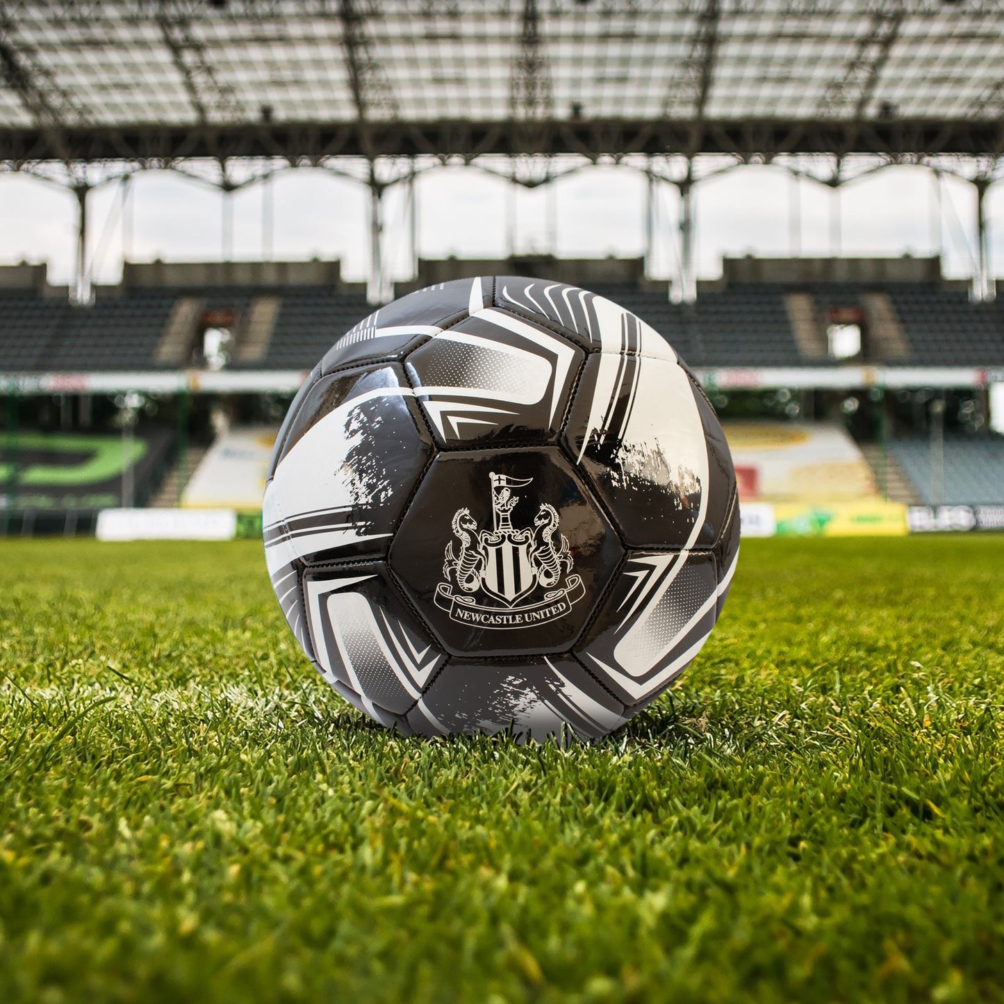 Newcastle United F.C. Turbine Football