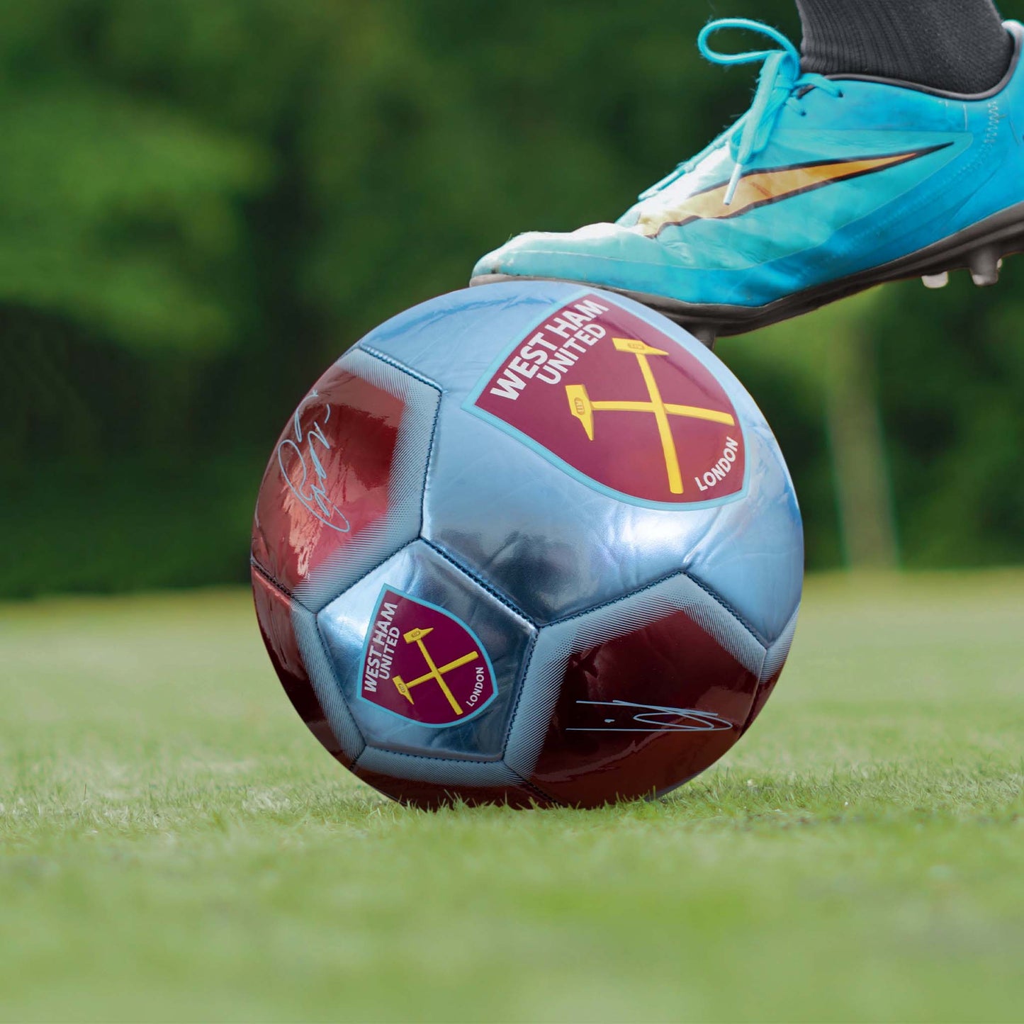 West Ham Classic Metallic Signature Football