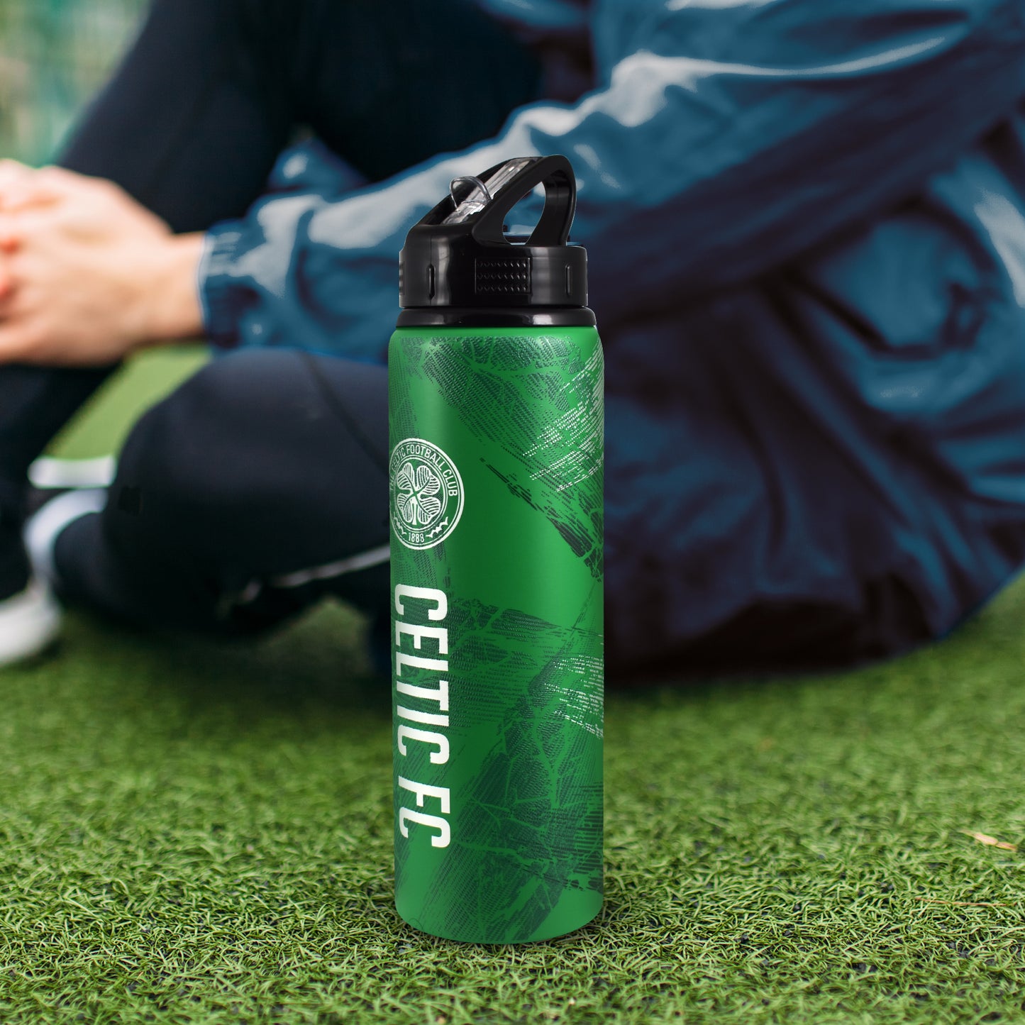 Hy-Pro Officially Licensed Celtic F.C. Aluminium Water Bottle - 750ml, Integrated Folding Straw, Leakproof, Lightweight, Great Football Gift Idea