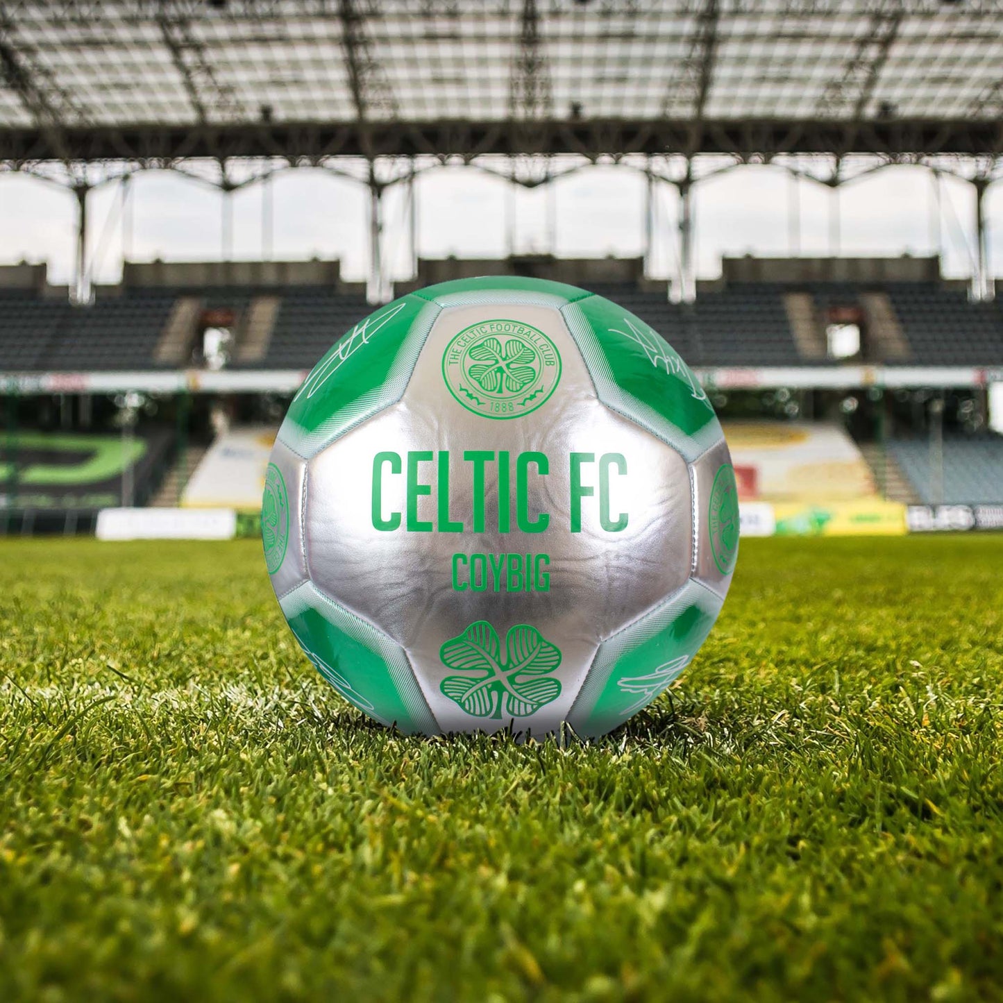 Celtic F.C. Signature Metallic Football