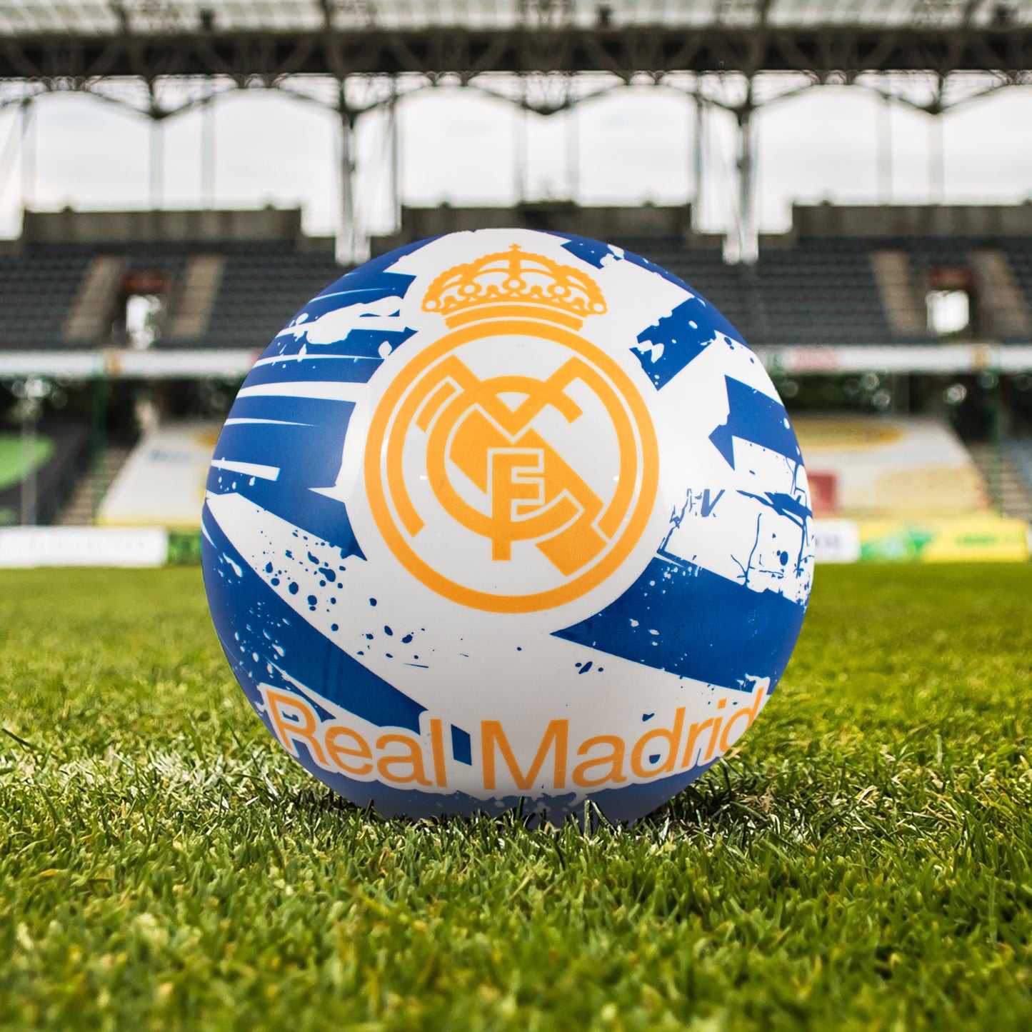 Hy-Pro Officially Licensed Real Madrid CF Play Ball, 9 Inch